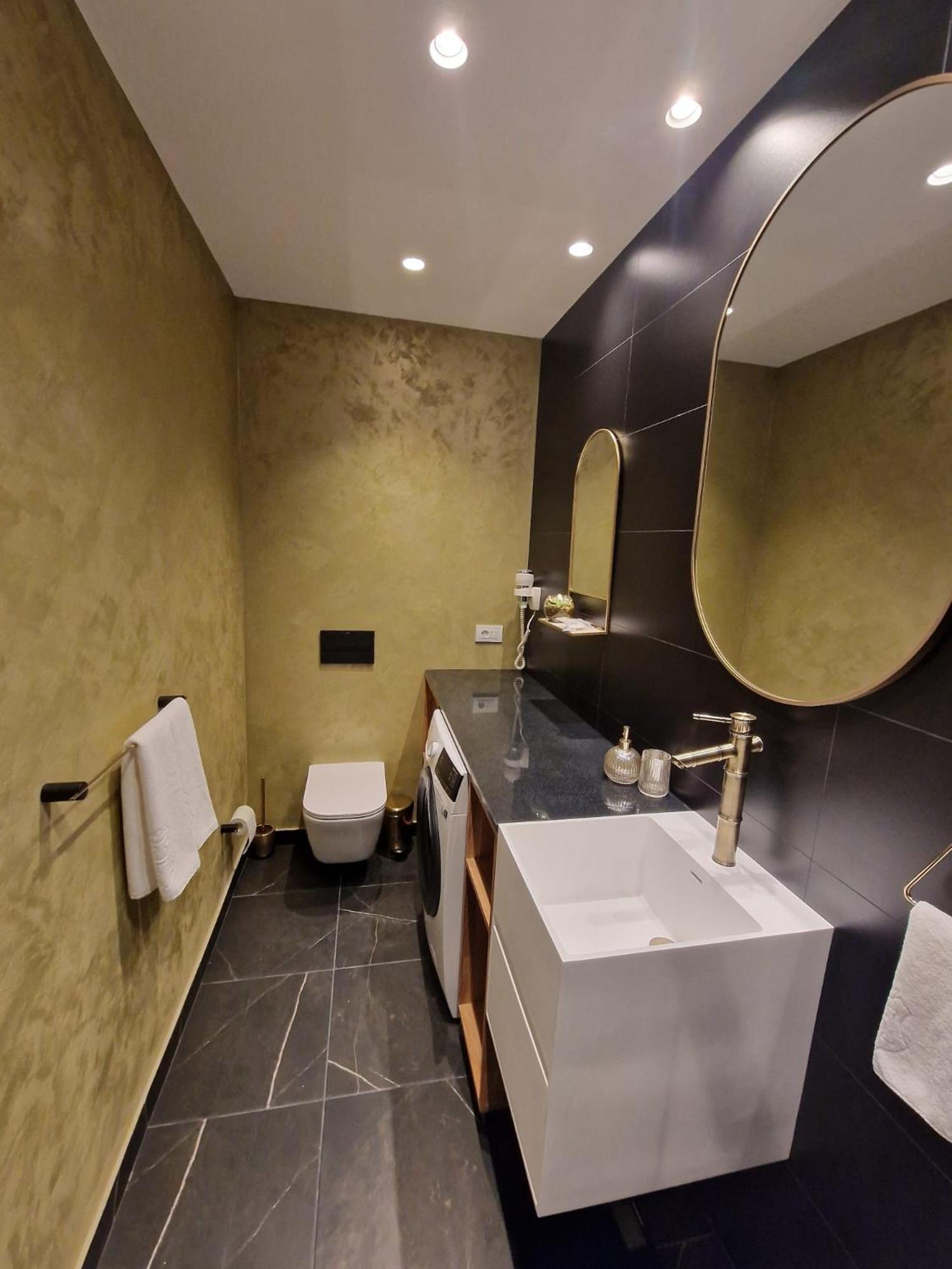 Rokebea Luxury Braşov Exterior foto