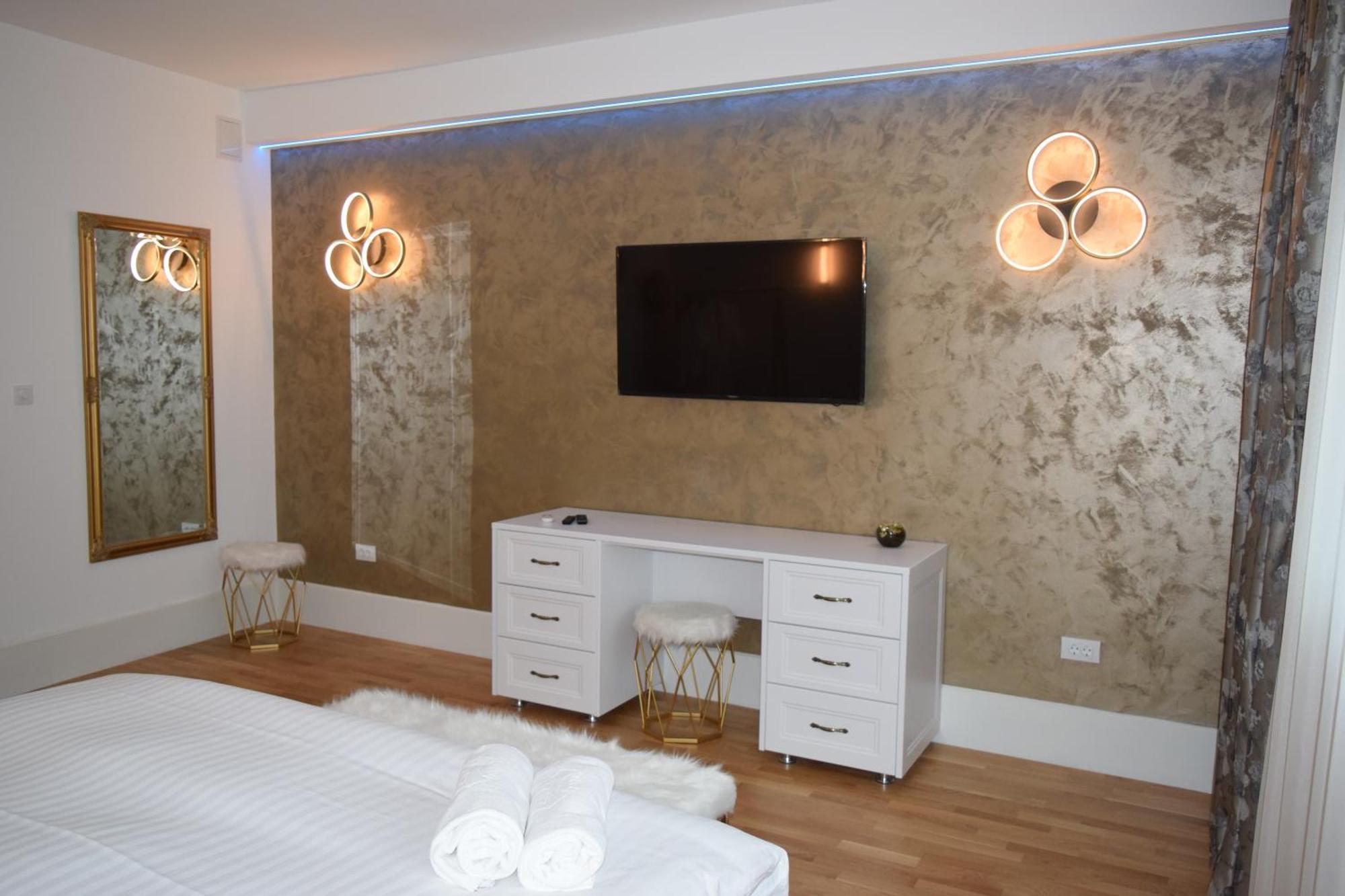 Rokebea Luxury Braşov Exterior foto